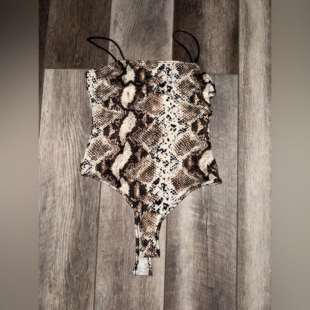 SNAKE SKIN BODYSUIT